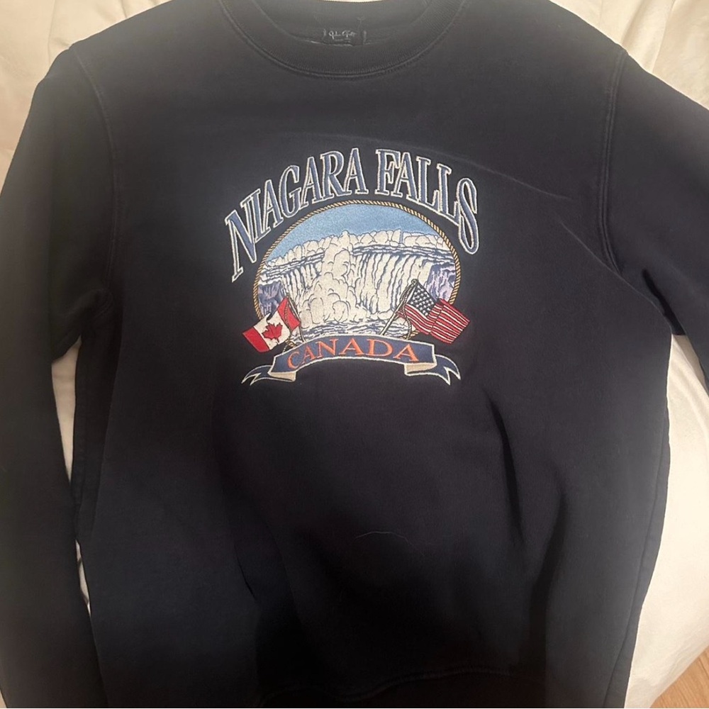 Brandy Melville Crew Neck